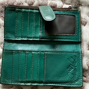 Patricia Nash Green Leather Women's Wallet